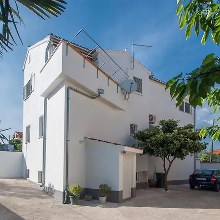 Apartment Pico Vodice